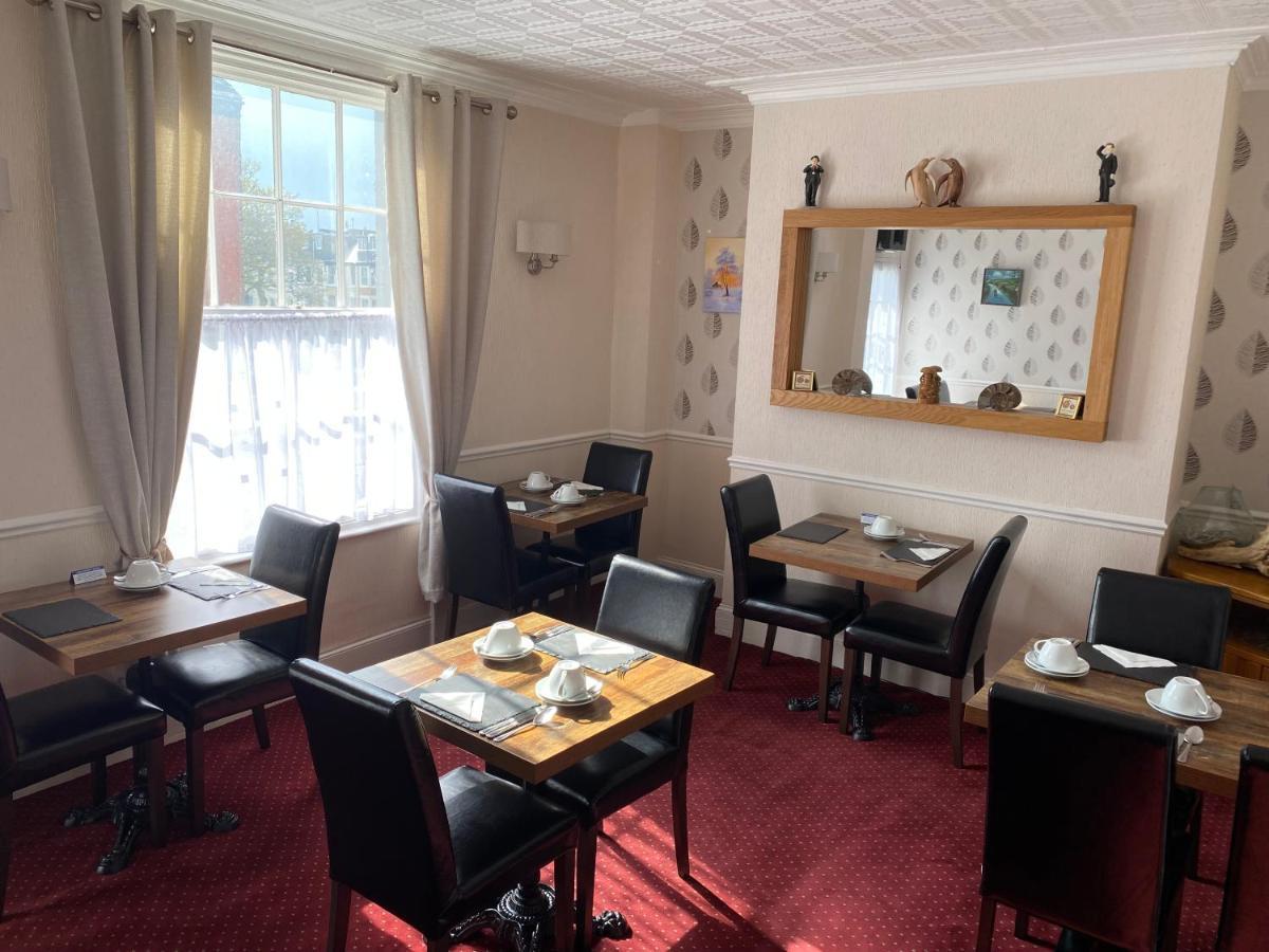 The Leeway Hotel Scarborough Buitenkant foto