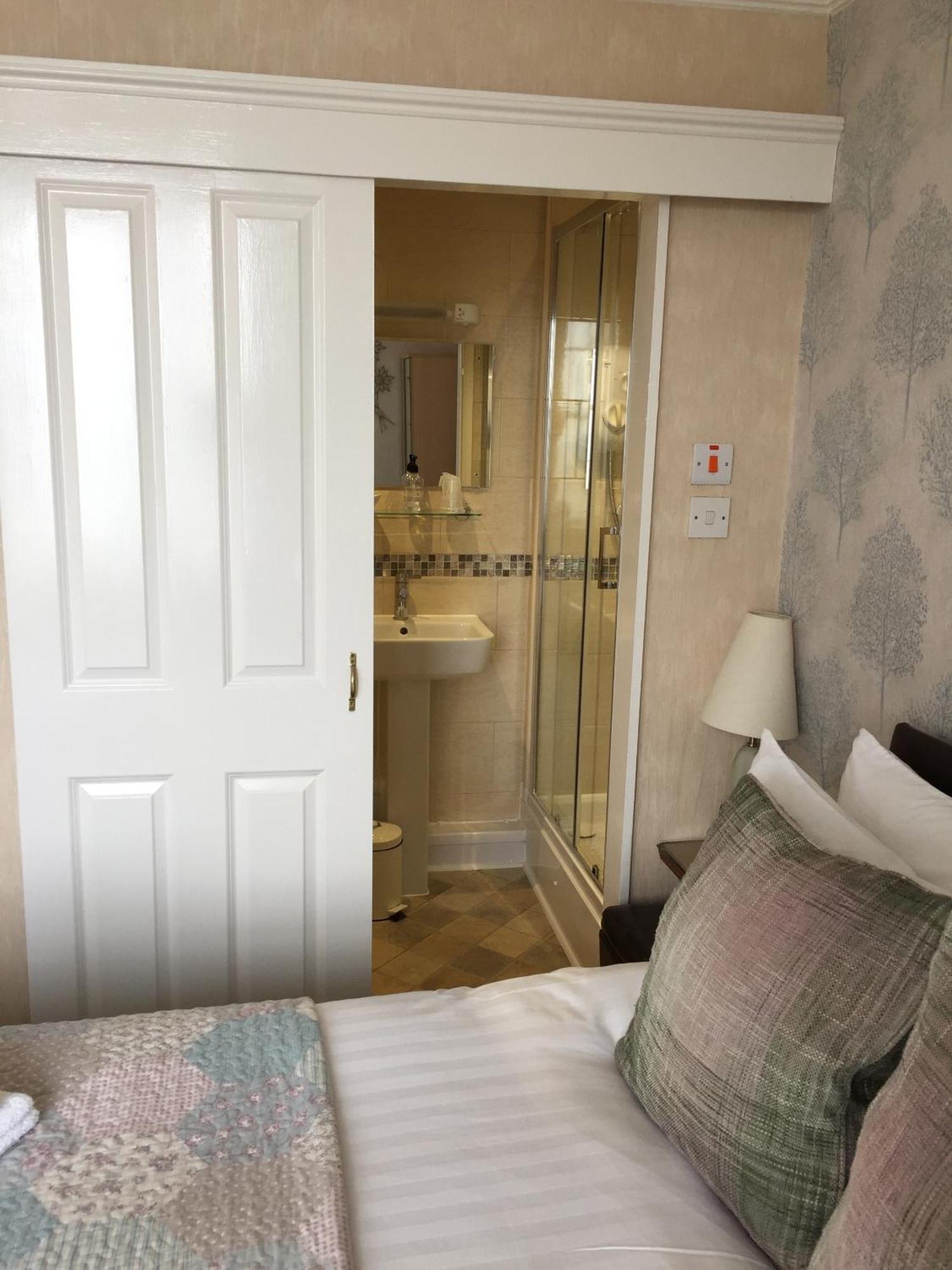 The Leeway Hotel Scarborough Buitenkant foto